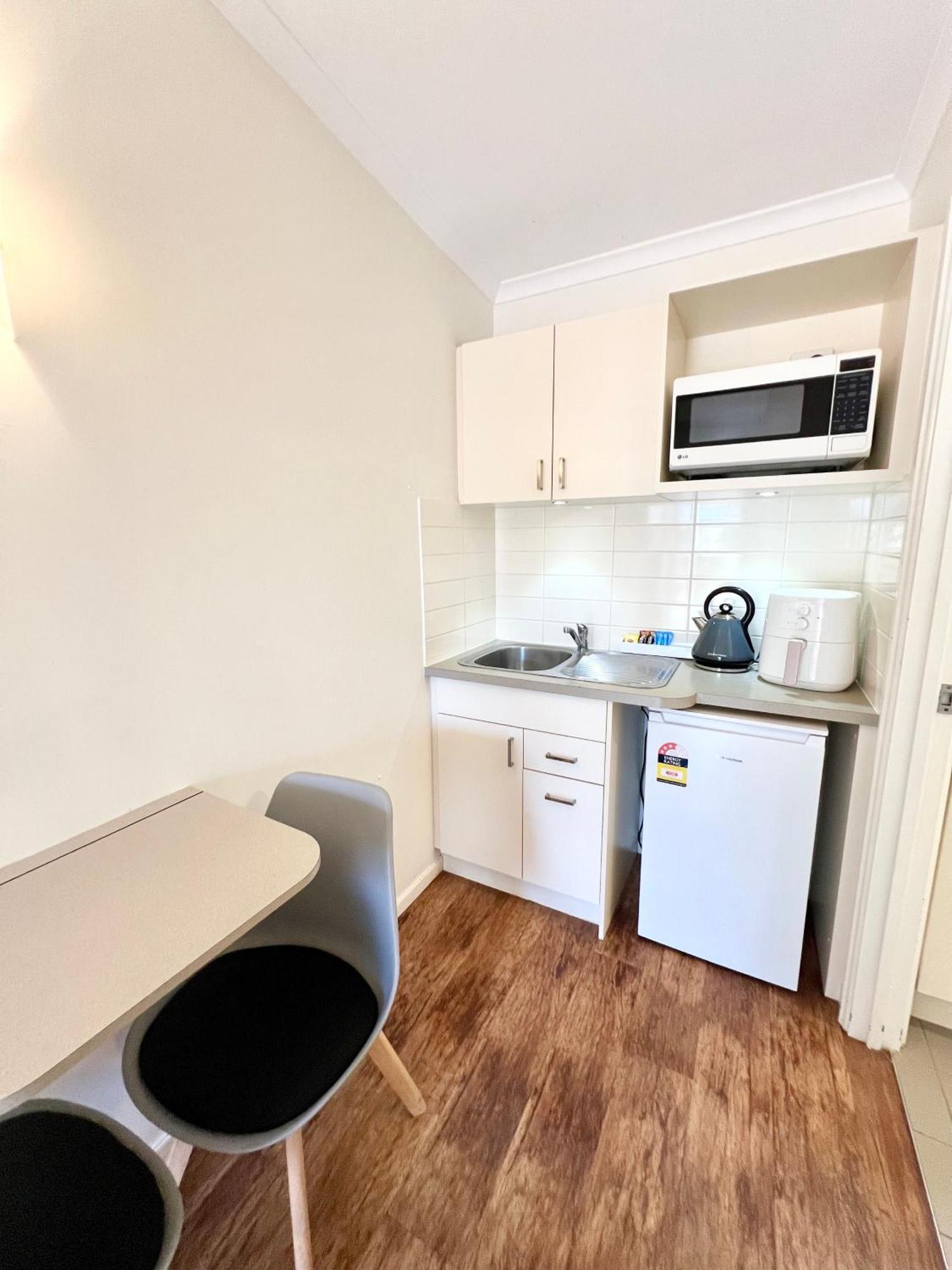 Sunset Beach Holiday Park Geraldton Bagian luar foto