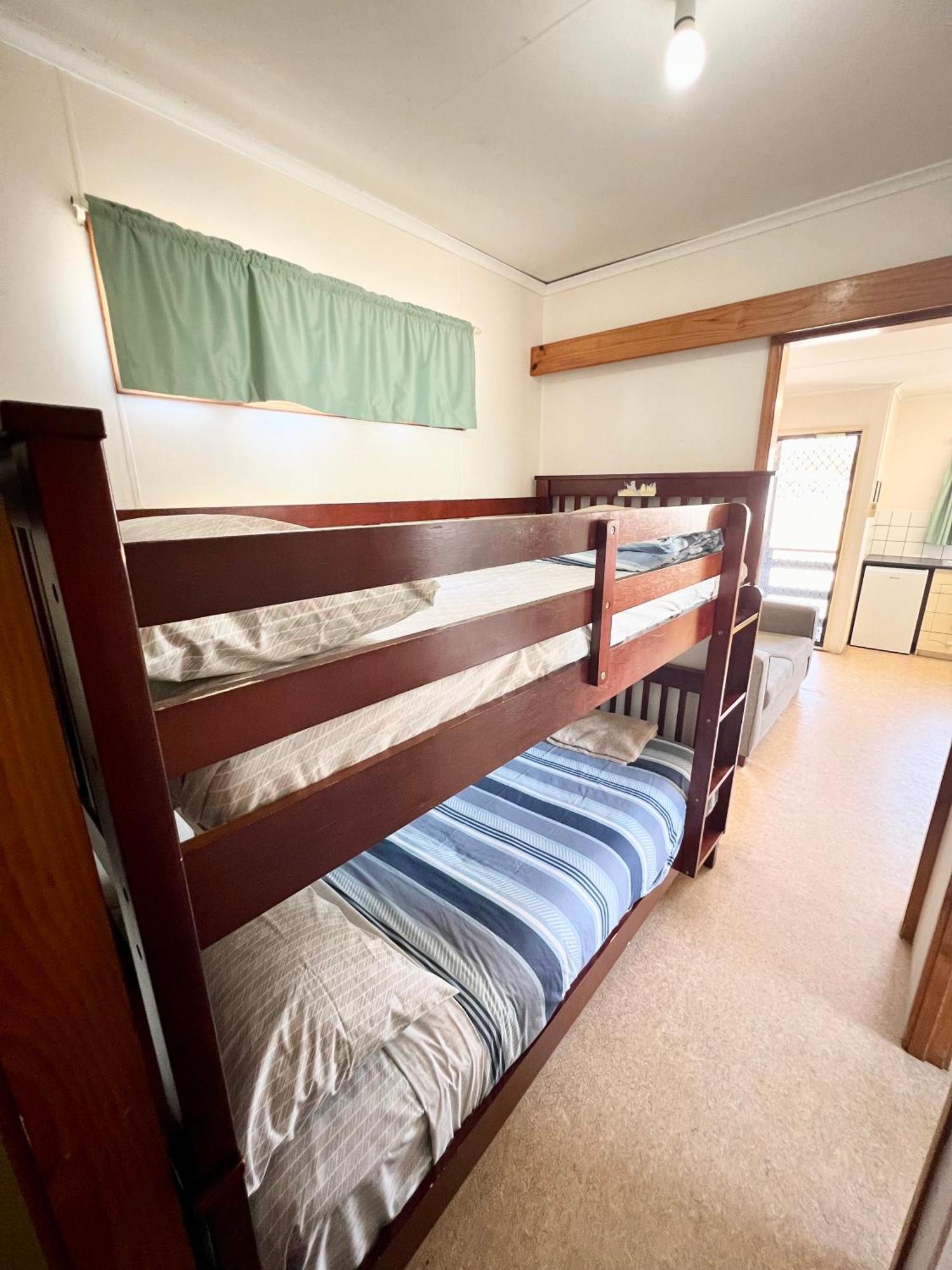Sunset Beach Holiday Park Geraldton Bagian luar foto